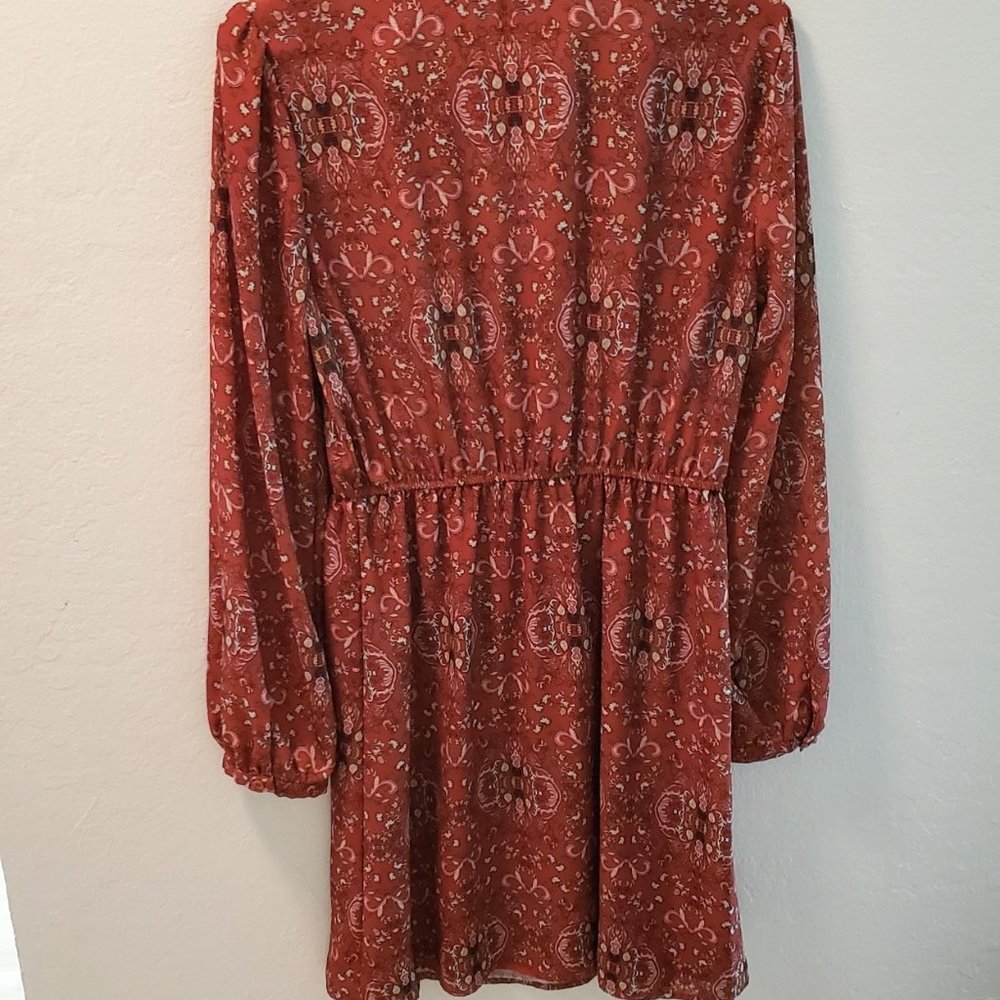 Patterned Dress - Picture 3 of 5